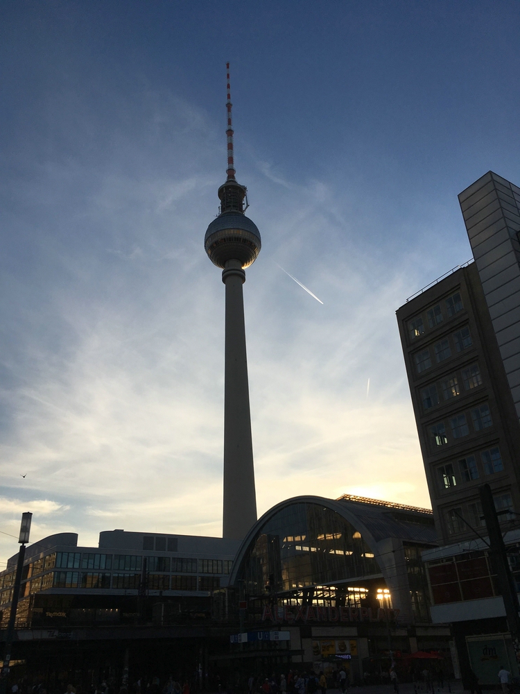 TVFay-Berlin-Neuheiten-Loewe-Fernsehturm